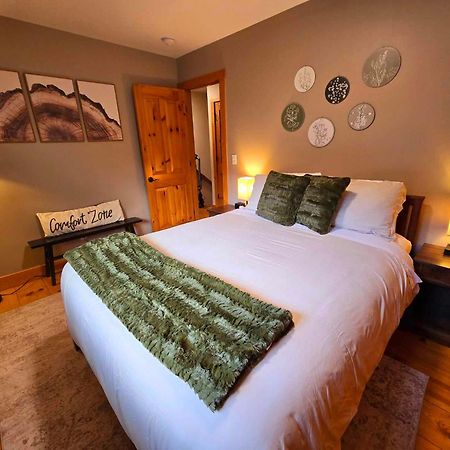 ליבנוורת' Wander Inn, 4 Bedroom 2 Bath, 5 Min To Downtown, Custom Home מראה חיצוני תמונה